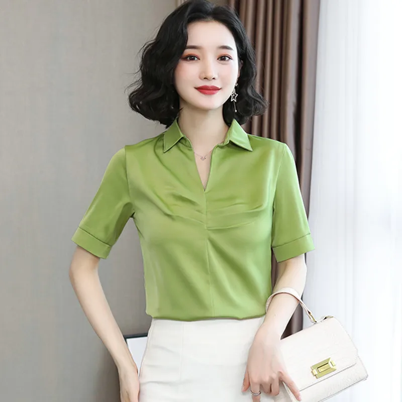 

Korean Silk Women Blouses Shirt Woman Short Sleeve Satin Blouse Tops Lady V Neck Solid Shirt Plus Size Blusas Mujer De Moda 2020