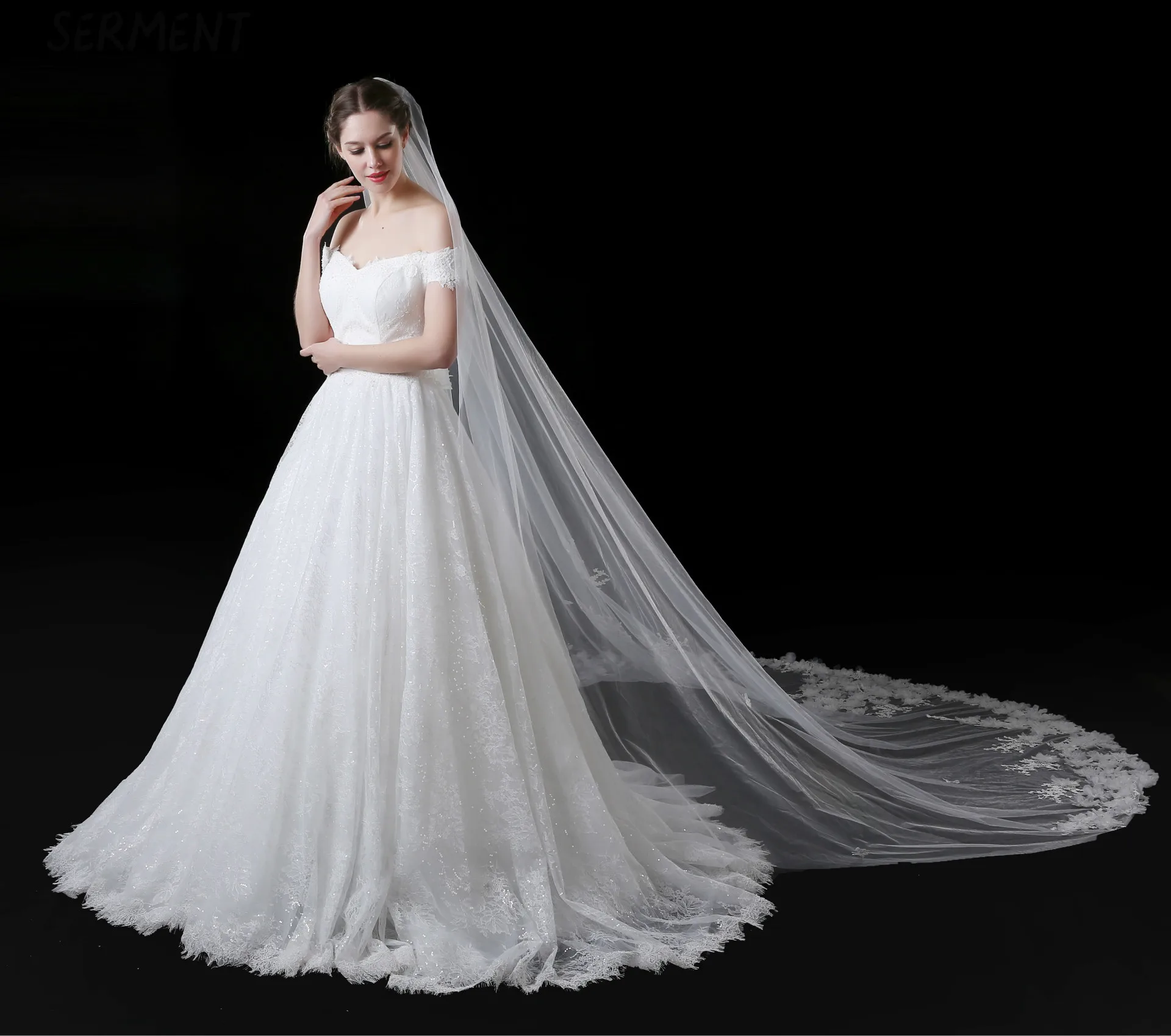 SERMENT Cathedral Wedding Veil Bead Edge Three-Layer Apliqued 400cm Lace Sequins Long Tailed Bride Veil White Wedding Accessorie