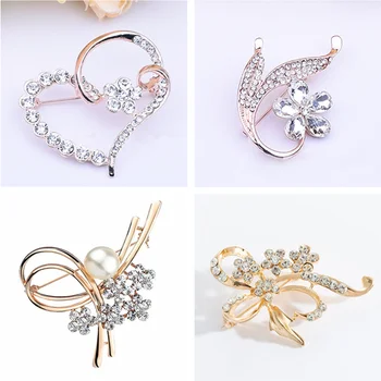 

Japan and Korea High quality Heart Shape Brooches Love&Flower Rhinestones Brooches Girls Women Brooch Corsage Wholesale