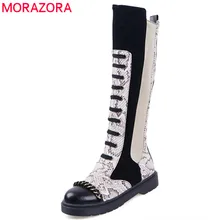 MORAZORA/; женские сапоги до колена; сезон осень-зима; сапоги со змеиным узором и цепочкой; модная женская обувь в стиле панк на низком каблуке на молнии; большой размер 43