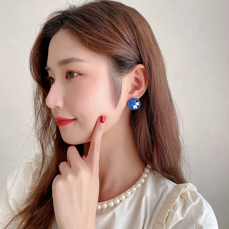 

Minimalis Sweet Geometric Stud Earrings Hollow Flower Blue Round Earring For Women Girl Charm Jewelry Gift