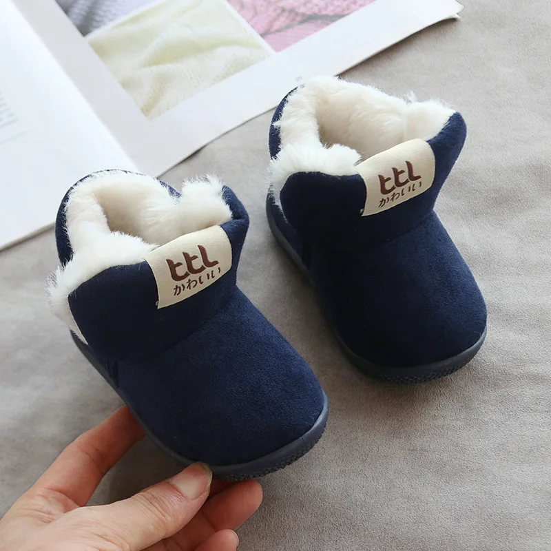 Winter New Children's Shoes Soft Bottom Baby Boots Toddler Shoes Padded Warm 1-4 Years Old Baby Shoes Non-slip Comfortable - Цвет: Армейский зеленый