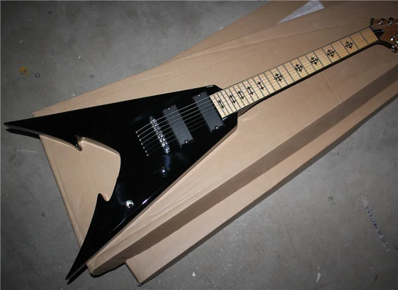 

7-String Electric Guitar,Maple Fingerboard with Black Fret Marks Inlay,String-thru-body Design and can be Customized