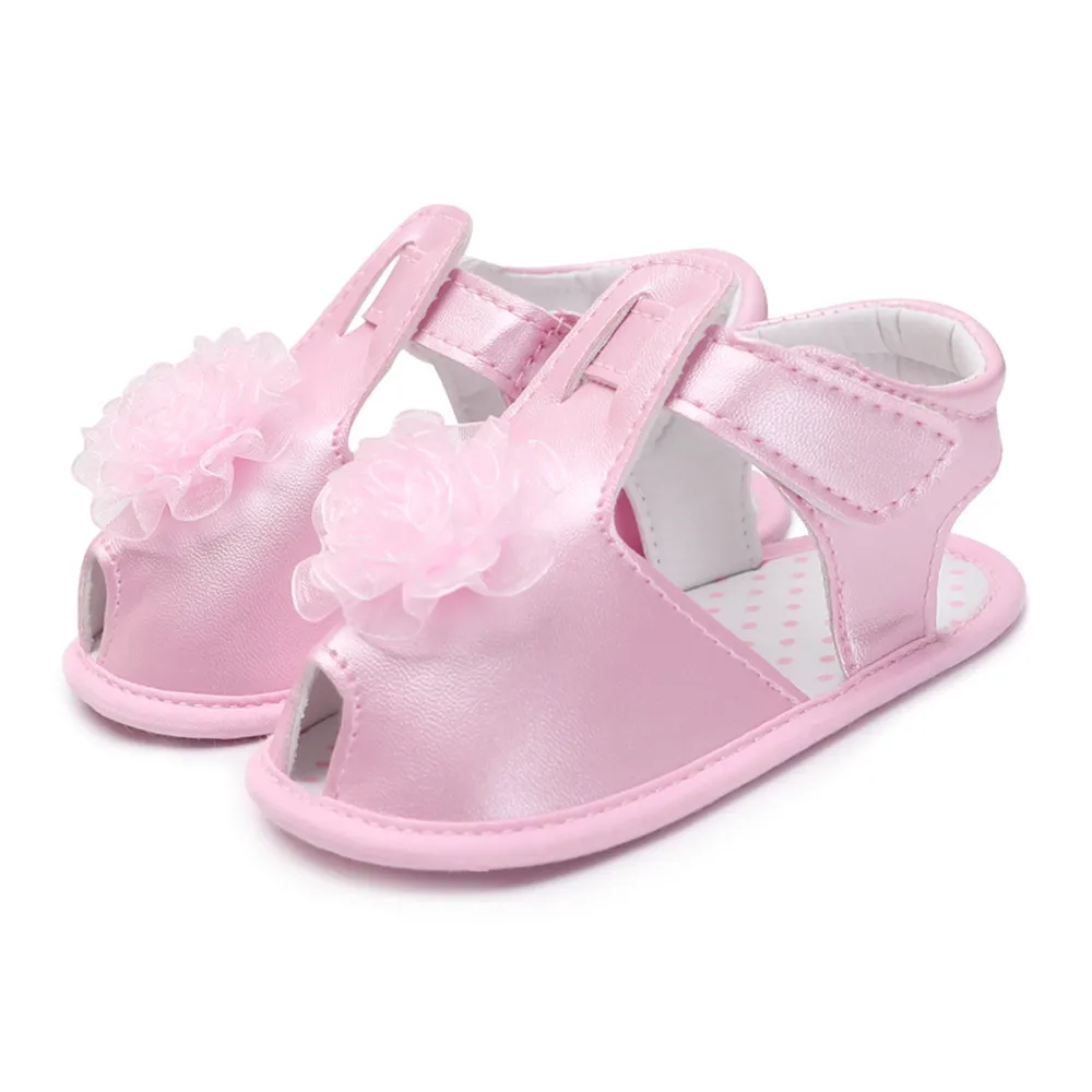 Brand New Infant Baby Girl Solid Lace Flowers Hollow Crib Shoes Soft Sole Anti-slip Fashion Casual Single Shoes Hot Sale - Цвет: Розовый