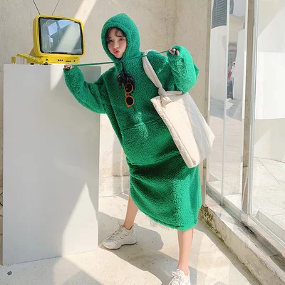 

2019 New Style High-end Fashion Women Faux Fur Coat C17