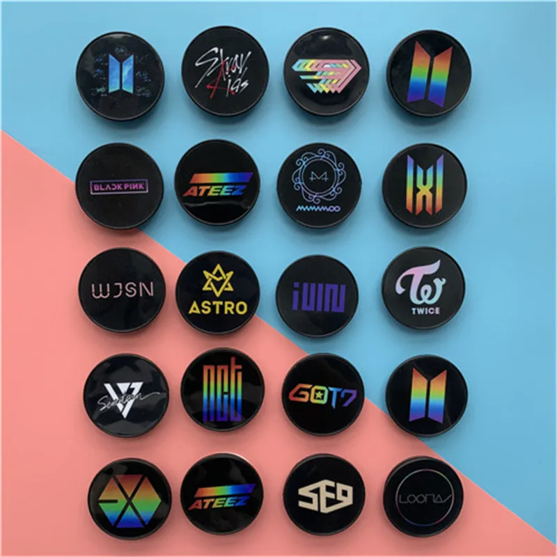 Kpop Mobile Phone Stand (BTS, ATEEZ, MAMAMOO, TWICE, BLACKPINK, Stray Kids)