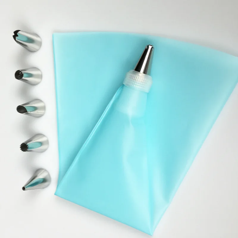 

Stainless Steel Pastry Nozzles for Cream with Pastry Bag Cake Decorating Icing Piping Confectionery Baking Tools Set 8Pcs/Set