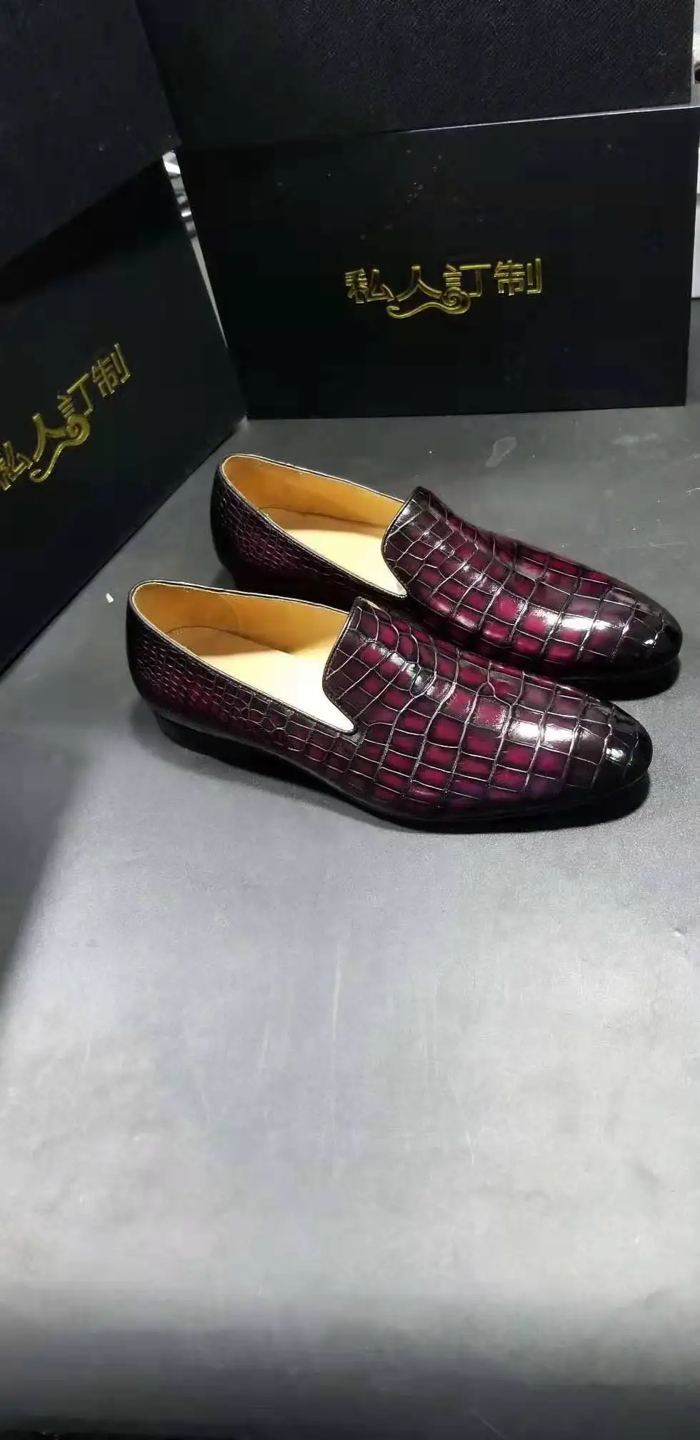 Мужская обувь из натуральной крокодиловой кожи красного цвета прочная однотонная мужская деловая обувь из кожи крокодила 2 разных цветов