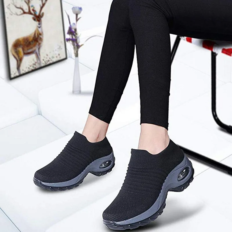 Heflashor/Новинка года; летние женские кроссовки; модный дышащий сетчатый повседневный обувь кроссовки на танкетке для женщин; черные носки; кроссовки