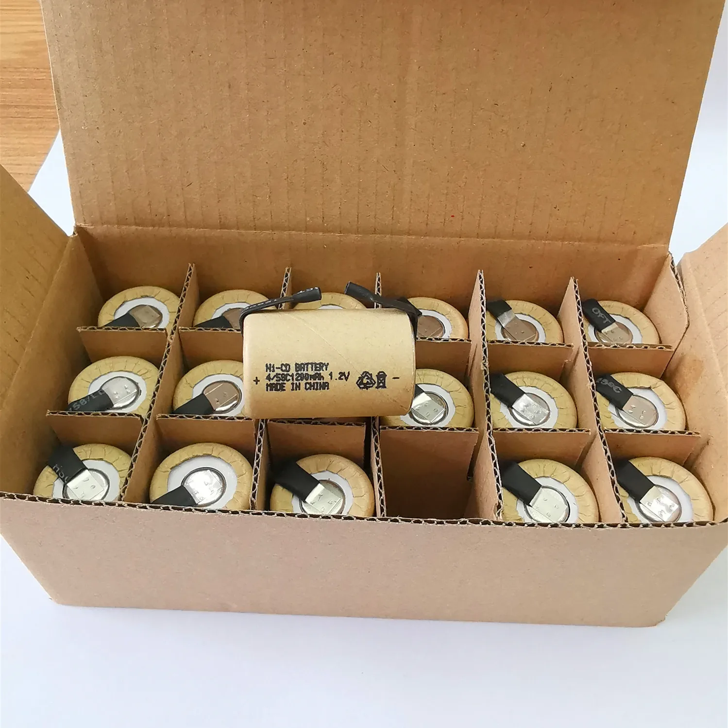 Фабричная поставка 18 шт. Ni-CD 4/5SC1200mAh батареи с высокой мощностью с хлястиками 10C 1,2 V перезаряжаемые аккумуляторные батареи с длительным сроком службы инструменты дрель