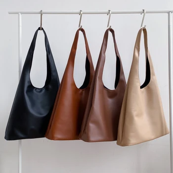 

Solid Color New Casual Middle Women Handbag Designer Ladies Shoulder Bag High Quality Soft Leather Female Triangle Bag WholeSale