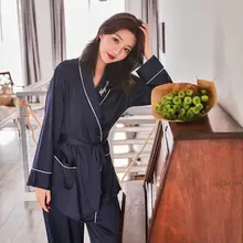 Новая осенне-зимняя шелковая ночная рубашка комплект из двух предметов пижамы бандаж фиксированная вышивка домашняя одежда