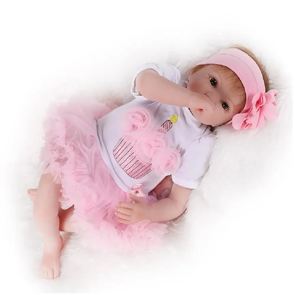 22 inch Real Life Soft Vinyl Silicone Reborn Baby Doll with Clothes