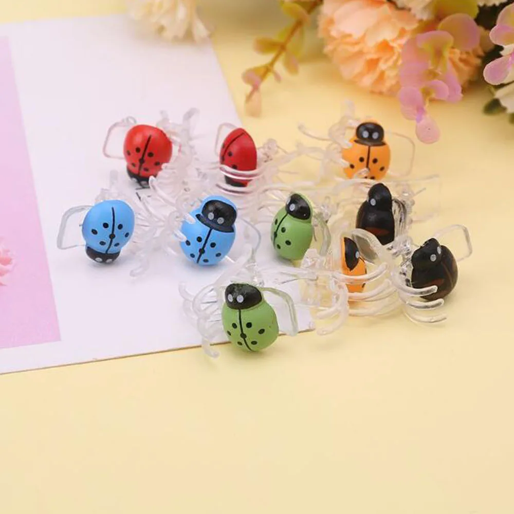 30pcs/lot Cute Ladybug Orchid Clips Garden Flower Clips Plant Stem Support Help Vines Grow 2x2.5cm