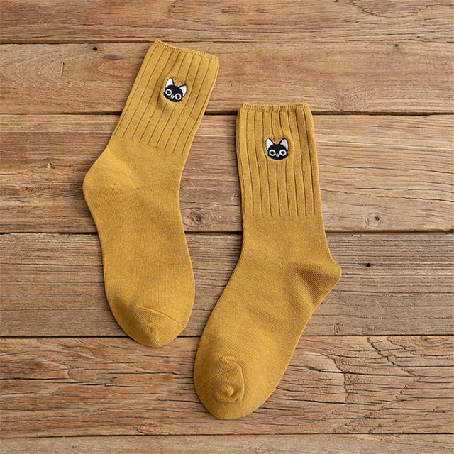 Cartoon Cat Embroidery New Cotton Short Socks Fashion Japanese Solid Color Concise Women Sock Spring Autumn Winter Cute Socks SK052-3