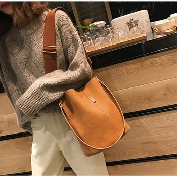 

Women Messenger Bag Bucket Shoulder Bag Large Capacity Vintage Matte PU Leather Lady Handbag Designer Luxury Bolsos Mujer Black