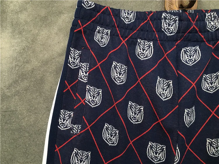 Высокая Новинка Высокая роскошь 19ss мужские леопардовые тигр кошка удобные Классические Пейсли 4 белые брюки, тренировочные брюки в повседневном стиле# E26
