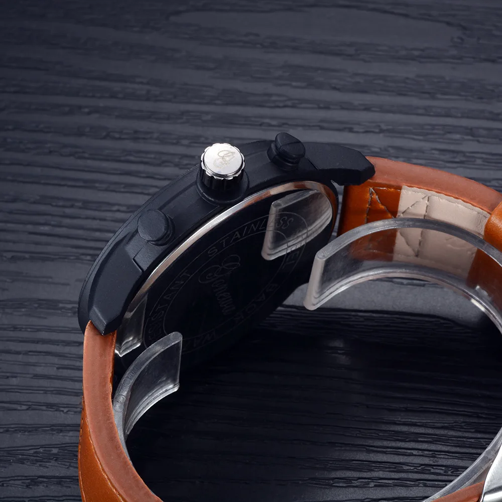 

Hot Selling Classic Watch Fashion Men Top Grade Watch Fake Three-Eyed with Calendar Dial Belt Watch