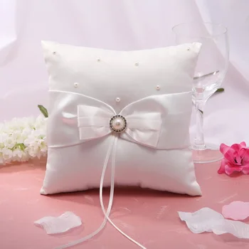 

20*20CM Bowk not Faux Pearl Satin Ring Pillow