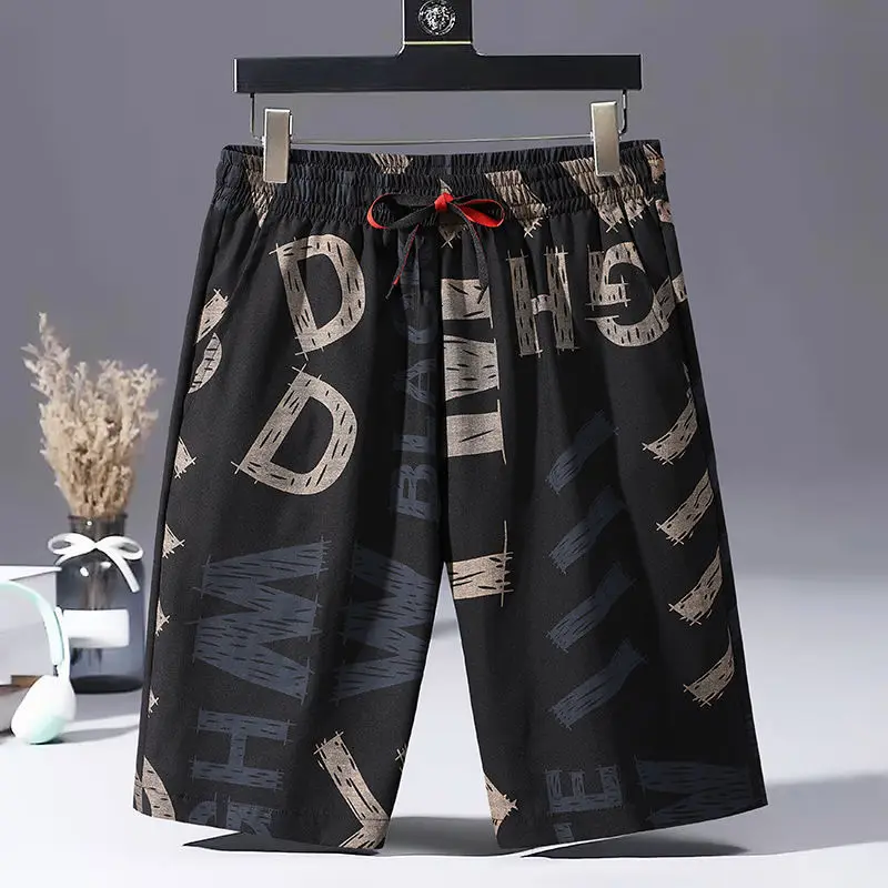 2021 Summer Casual Shorts Men's Ice Trend, Versatile, Wearing Beach Pants, Straight Tube Loose 5-point Medium Pants mens casual shorts