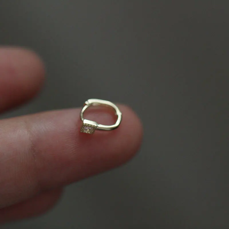 925 Sterling Silver French Simple Square Crystal Stud Earrings Women Small Sweet Student Girlfriends Jewelry Accessories Gift