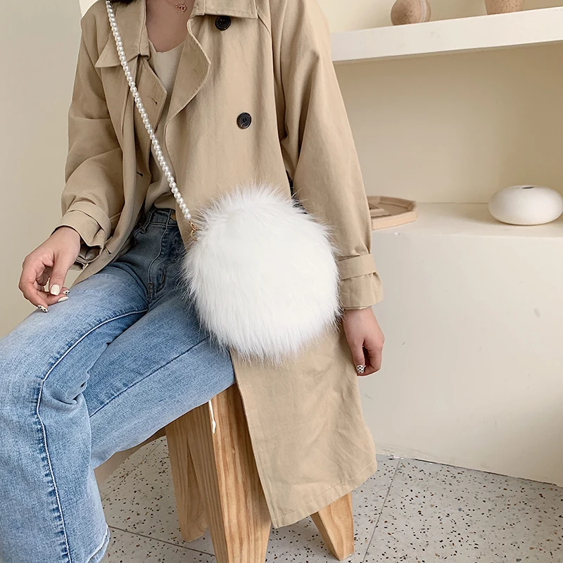 Winter Women Soft Faux Fur Shoulder Bag Fashion Pearl Chains Crossbody Bags for Cute Plush Girls Small Female Purse |