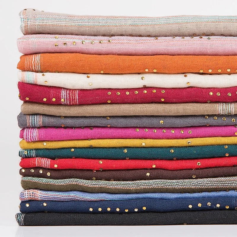 

2019 New Designer Solid Color Plain Black Red Green Large Cotton Hijab Scarf Echarpe Women Muslim Rhinstone Head Wrap Scaves