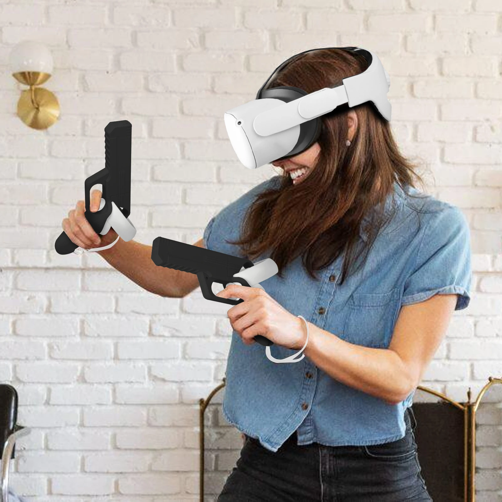 Oculus Quest 2 VR Game Gun VR Controllers Pistol Handle Grip Case VR Shooter Games Pistol Enhanced FPS Gaming Experience