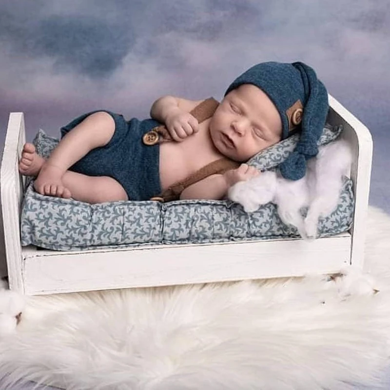 Basket and pillow for posing when taking photos for newborn, photography prop,  blanket,  quilt, soft, warm, decorated new baby souvenirs	