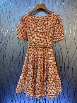 

2020 Spring and Summer New Women's V-neck-Mouth Printed A- line Short-Sleeve Dress 623