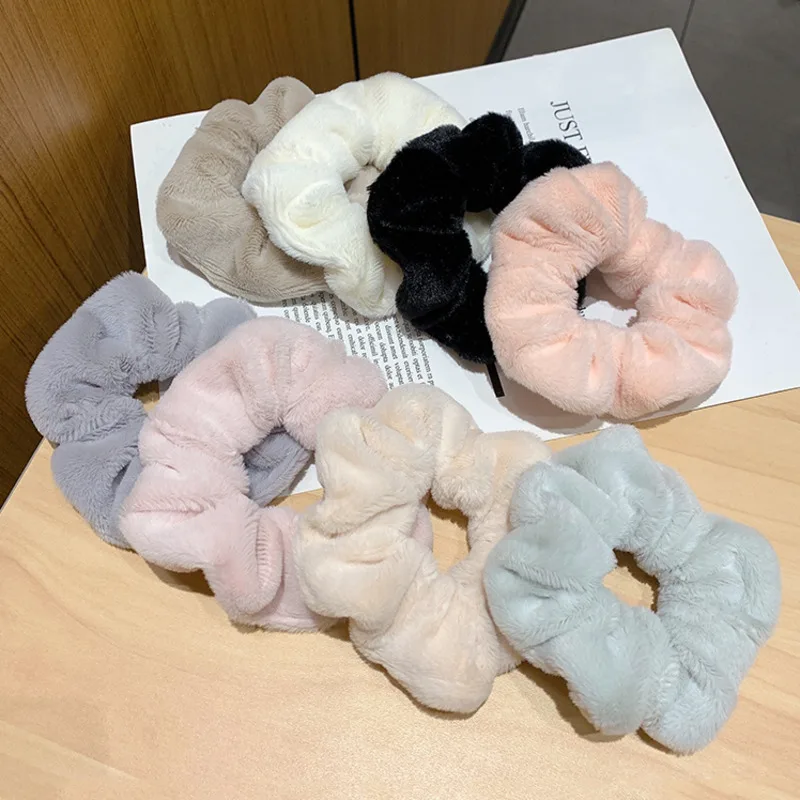 

[Xwen] New Soft Autumn And Winter Lovely Plush Rabbit Hair Loop Girl Big Intestine Hair Rope Simple Headband Headdress OH2090