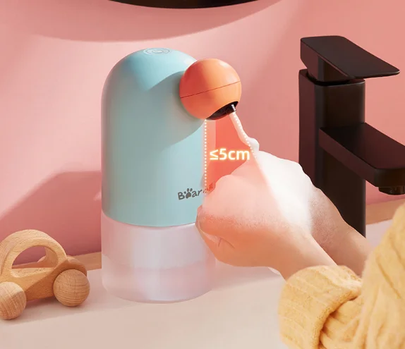 Children's fully automatic induction hand washing intelligent household foam soap dispenser J03