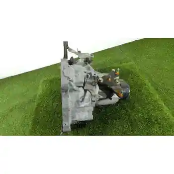 

2135475 box Changes Mazda 323 Saloon C/f/s (ba)