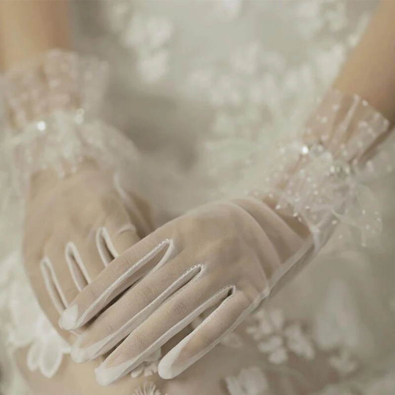 Lace Gloves Wedding Dress Gloves 1 Pair Princess Girls Elegant Short Gauze Artificial Pearl Mesh Gloves Bride Wedding Dress Accessories Photo Props