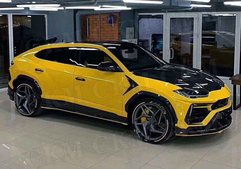 Купить б/у Lamborghini Urus I 4.0 AT (650 л.с.) 4WD бензин автомат в Москве: чёр