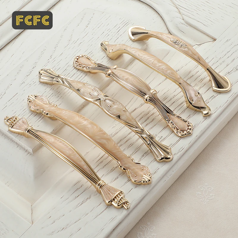 

FCFC Furniture Handles Resin Drawer Small Handle Minimalist Amber Gold Plating Cabinet Door Knob Screws Single Hole Hardware