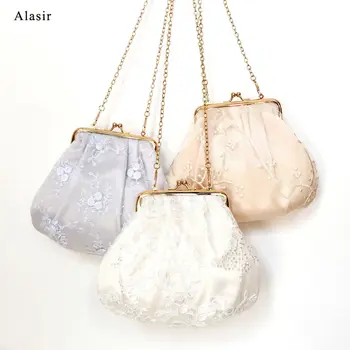 

Alasir Chinese Style Banquet Cheongsam Frame Bag Retro Flower Handbag Handmade Silk Bag Women Shoulder Diagonal Female Shell Bag