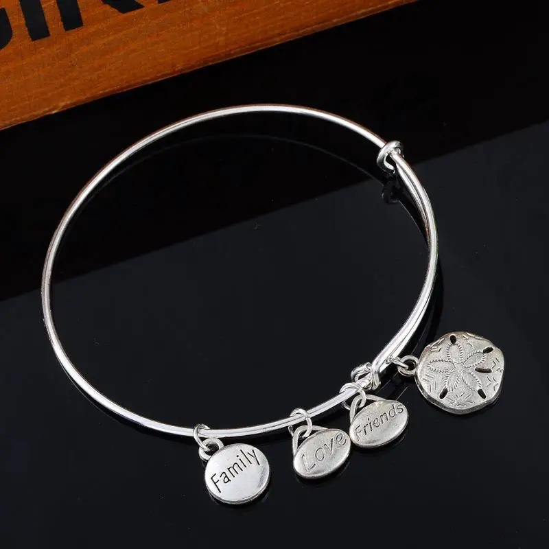 Женский браслет с подвесками в виде букв | Украшения и аксессуары