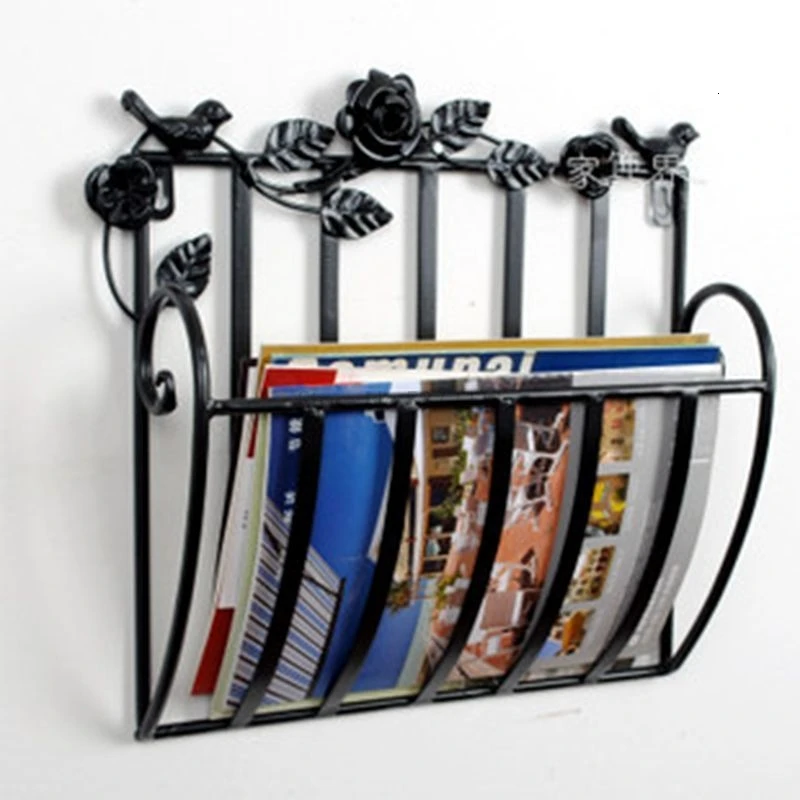 hanging wall magazine rack newspaper children's picture book display |