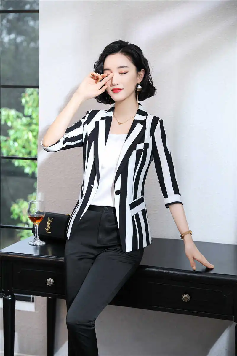 _V9A3680