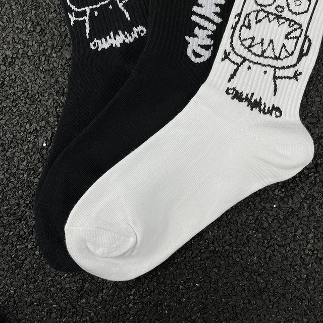 Japanese Cotton Cartoon Pattern Hip Hop Style Breathable Mid Tube Socks Skateboard Socks 4 Pair /box Soft Long Socks for Men 6