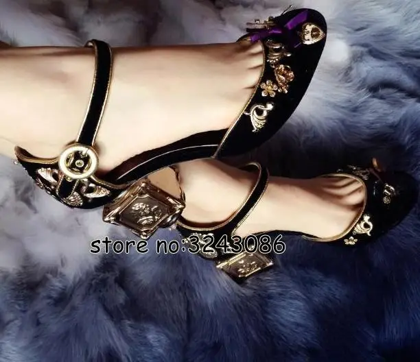 Уникальный стиль ручной работы; модные бархатные туфли-лодочки на металлическом каблуке; вечерние туфли с круглым носком; женская обувь на высоком каблуке, украшенная цветами