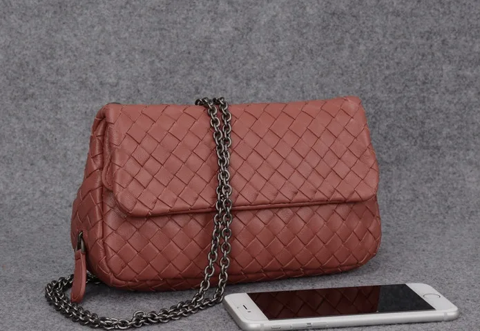 Брендовые сумки через плечо из овчины ручной работы, тканые женские сумки, дизайнерские сумки высокого качества, сумка-мессенджер на цепочке