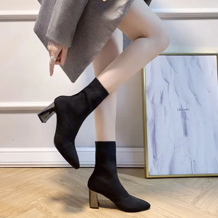 EOEODOIT/ботинки с серебряным каблуком 7 см Осенняя обувь на высоком каблуке с острым носком женские модные удобные ботинки из трикотажной ткани без застежки