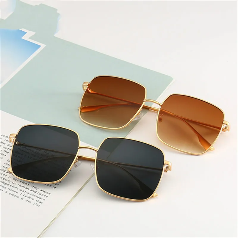 RBRARE 2023 Novos Óculos de Sol Femininos com Armação Grande Vintage e Espelho Plano Quadrado em Metal para Rosto Redondo_voghion.com