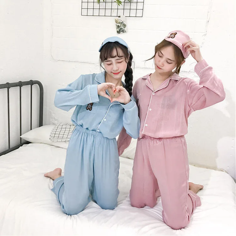 

2019 Spring New Style Silk Fabric Embroidered Bear Pajamas Comfortable Homewear Set Send Eye Patch Outer Wear