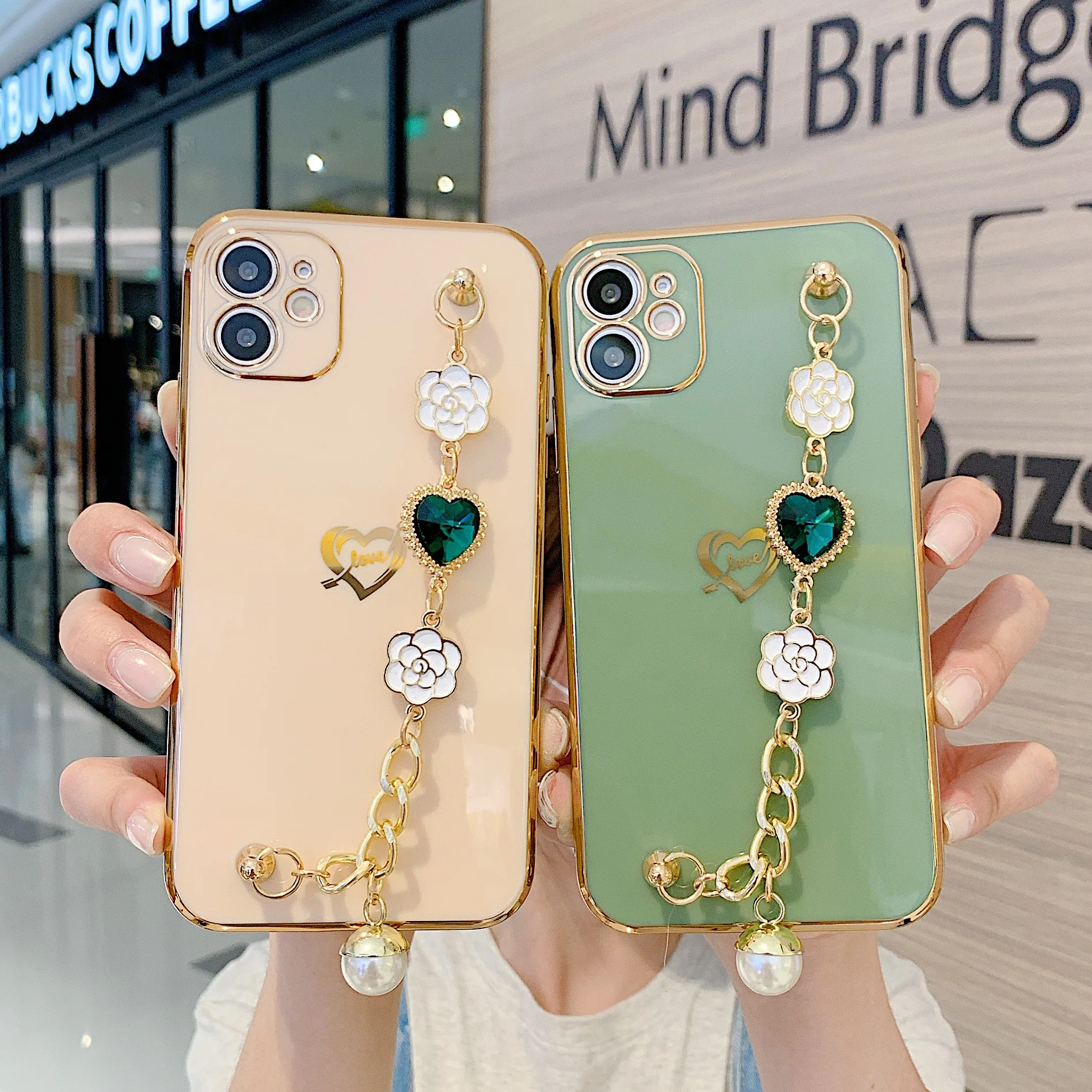 Luxury Plating Love Heart Chain Wrist Bracelet Phone Case for iPhone 12