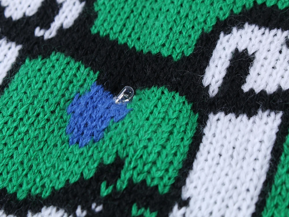 Billige LED Licht up Gestrickte Hässliche Jumper Schneemann Deer Pullover Santa Claus Weihnachten Gemusterten Weihnachten Pullover Tops Männer Frauen Pullover