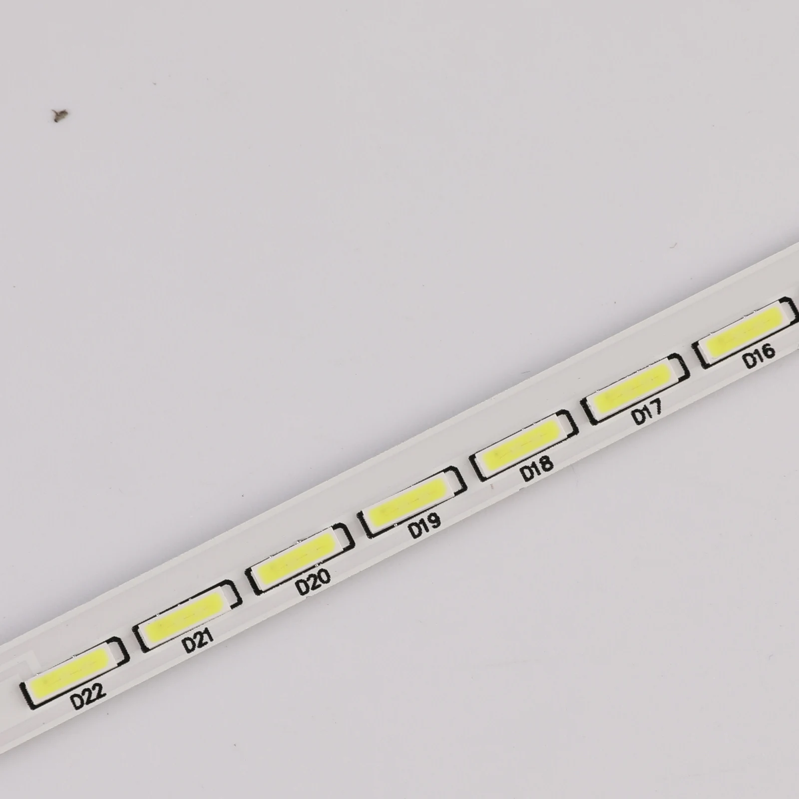 32E550D  ũŻ Ʈ , Skyworth 36LED, 403MM, 100% ǰ