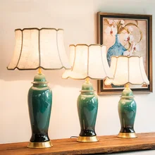 Современная Зеленая Керамическая Настольная лампа, медные лампы, прикроватные настольные лампы для отеля, дома, художественный декор, освещение для спальни, светильники, лампа